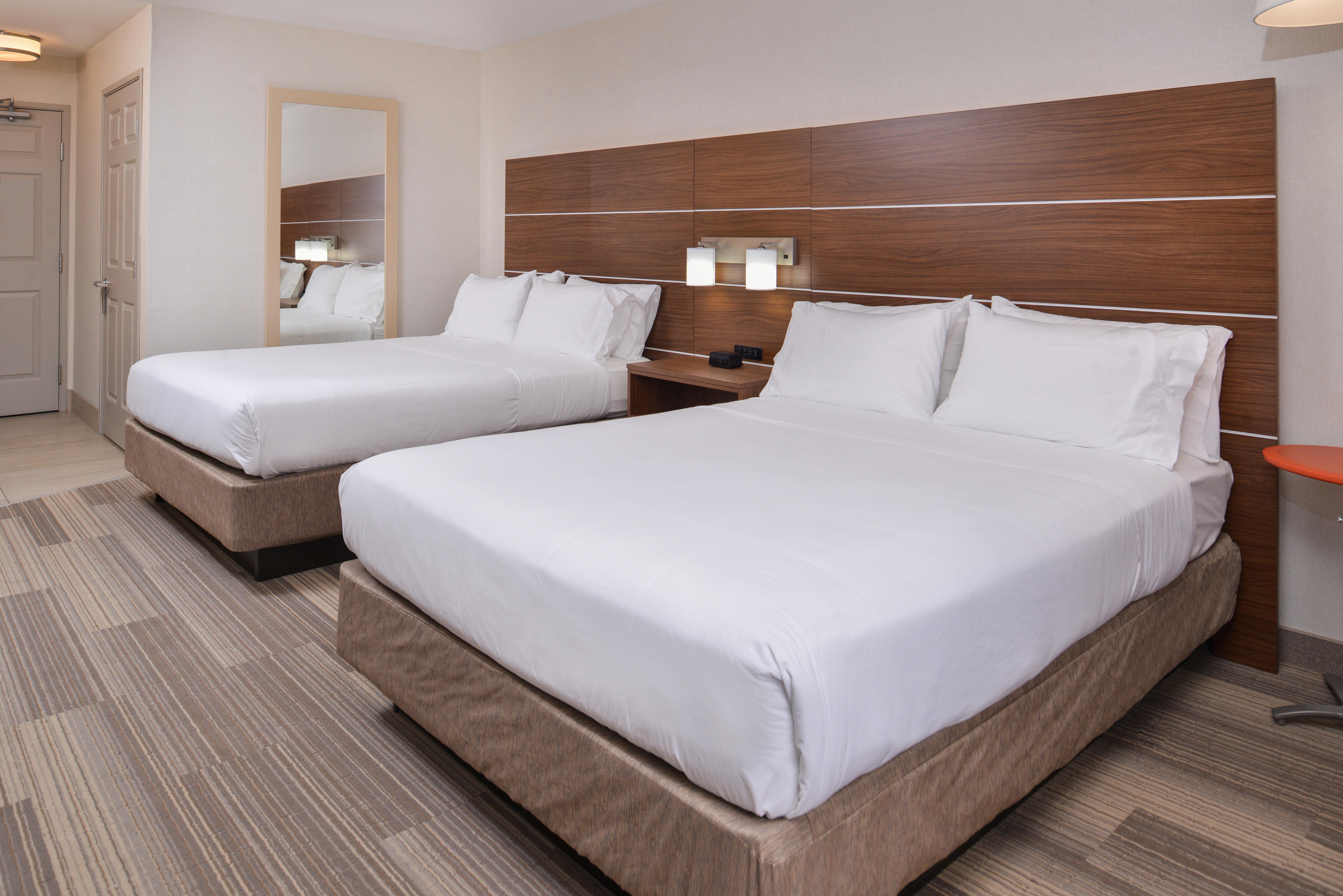 Holiday Inn Express Westley By Ihg Экстерьер фото